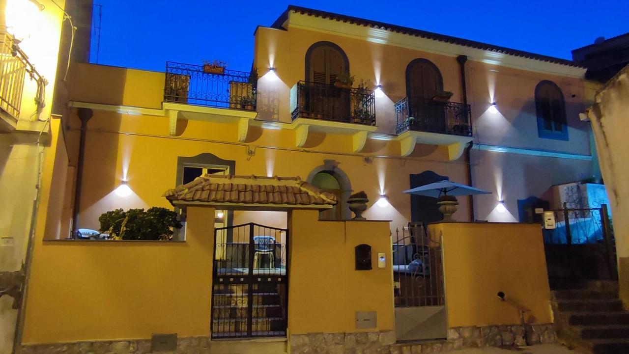 Sa Benedica - Luxury House Villa Calatabiano Exterior photo